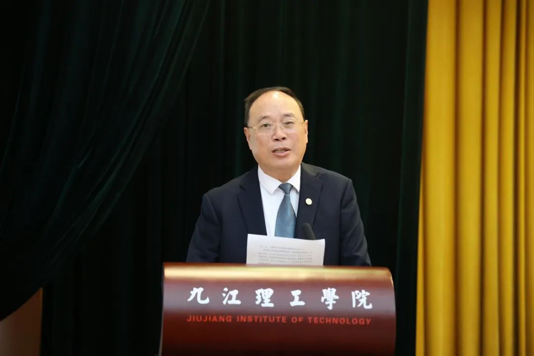 1745220943142439.jpg 640.jpg